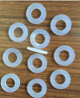 Konfigurowalne pierścienie kwarcowe z wafli piezoelektrycznych z cięciem X, cięciem Y i niestandardowymi wzorami dla specjalistycznych technologii czujników