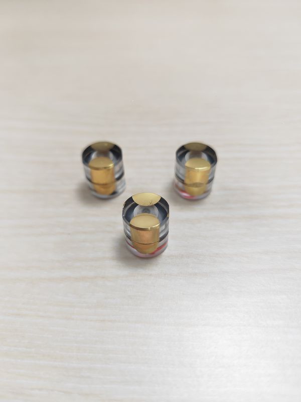 Końcówki piezoelektryczne do płytek zaprojektowane do wytrzymywania ekstremalnych temperatur i naprężeń mechanicznych w zastosowaniach przemysłowych długoterminowych